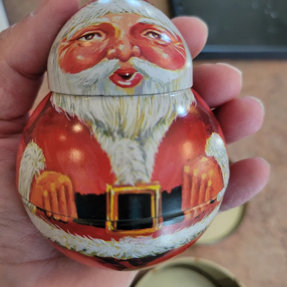 Christmas Tin Bundle ~ Shackman Co Santa, Drum, Bank & Cheinco Mrs. Claus ~Cute!